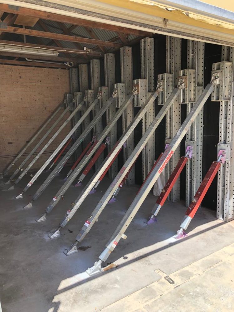 Steel Tilt Props doubled up on Strong Backs