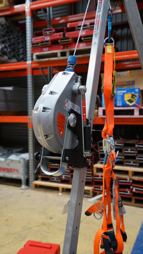 The winch from a Heavy Duty Stand-Alone Tripod