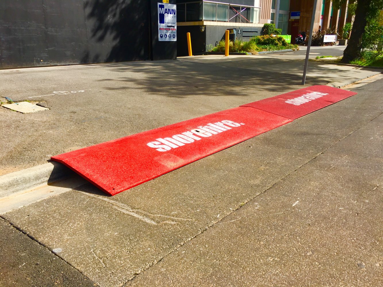 Hire Steel Kerb Ramps Melbourne Brisbane Sydney Adelaide dbm-civils-trief-kerbs-british-standard-kerbs