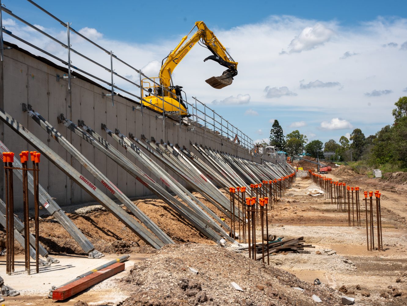 Tilt Prop Retaining Wall